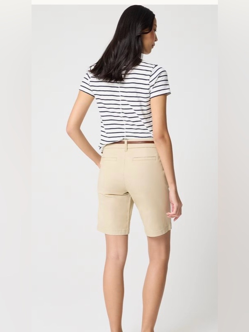 J.Crew Bermuda Shorts in Tan size 4 pockets front side and back zipper fly - Picture 7 of 8